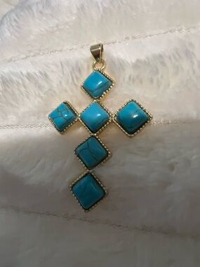 Gold-Trim Turquoise Color Dyed Howlite Stone Cross Pendant Necklace NWOT